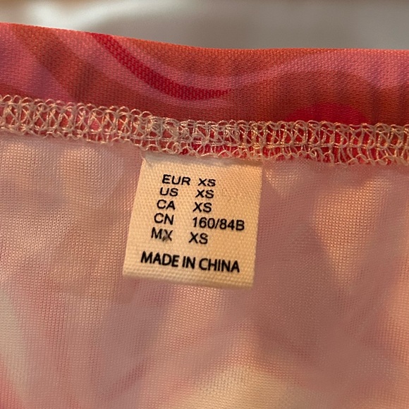 Pink groovy skirt, mini skirt, tight skirt - Picture 2 of 2